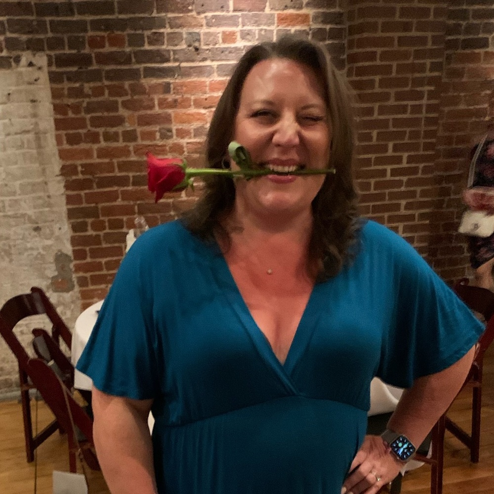 Meet your Posher, Jennifer